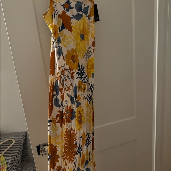 NWT Reformation silk maxi - Picture 7 of 7